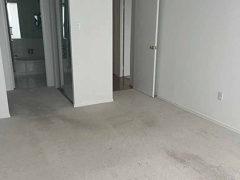 7460 Bathurst St #1706 — Photo 11