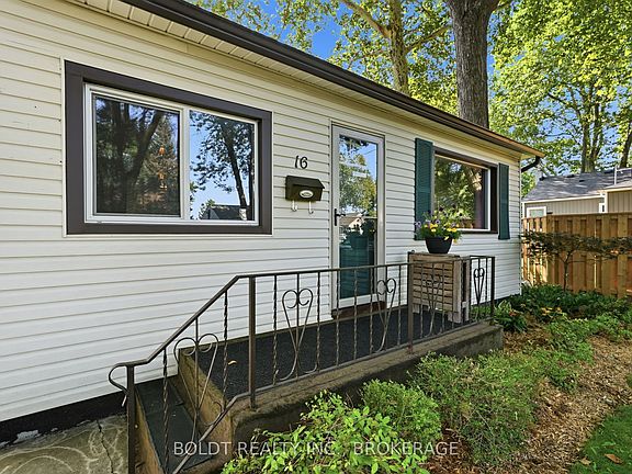 2nd image of 16 Longfellow Ave