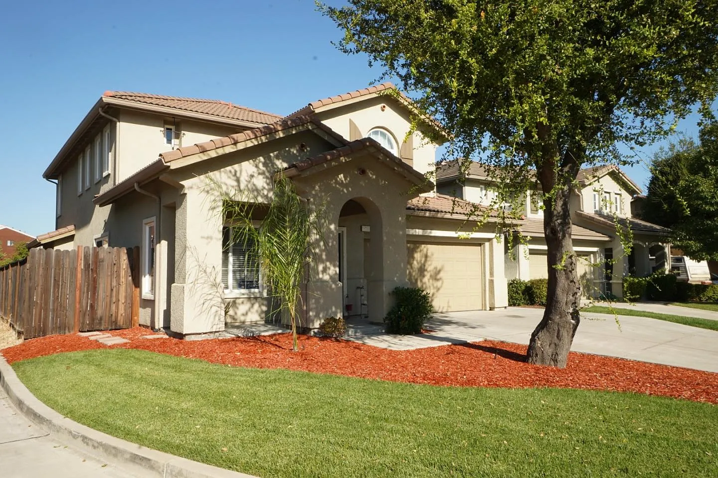5009 Montevino Way photo 1