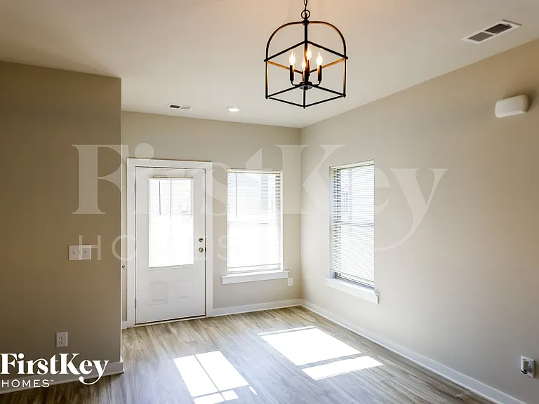 50 County Road 1701 — Photo 3