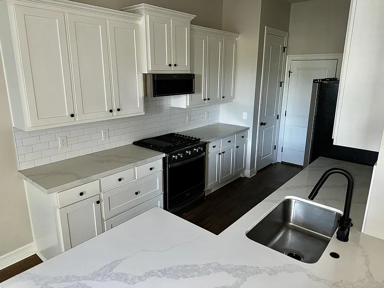 5100 Westgate Ln #103-1 — Photo 5