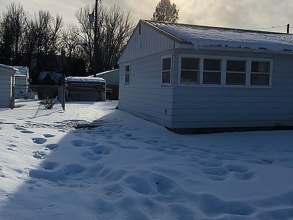 4th image of 404 NE Cliff Ave