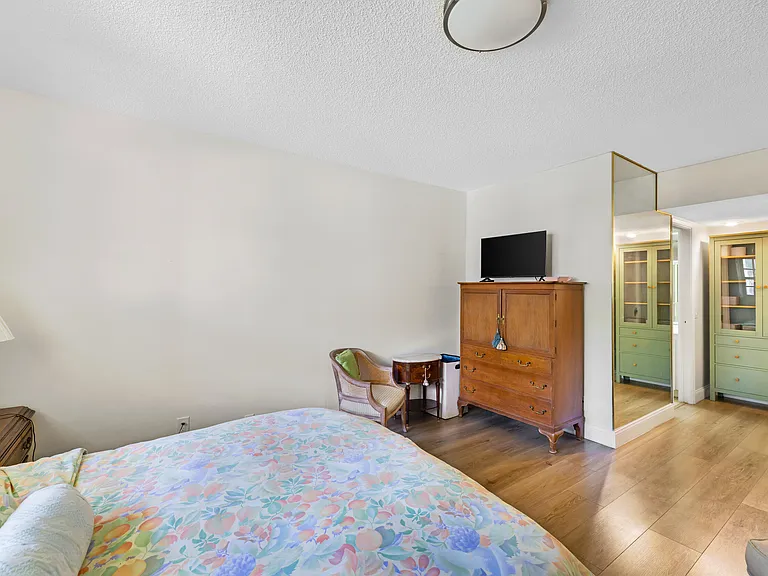 3621 Oaks Clubhouse Dr #104 — Photo 22