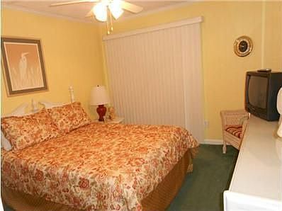 5th image of 3901 S Ocean Blvd #321