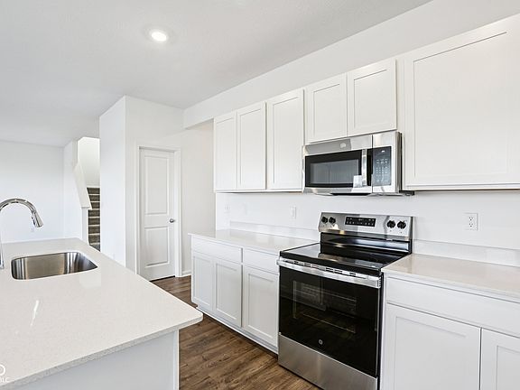 7th image of this home