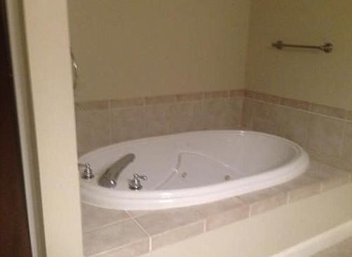 4th image of 8 Crowninshield St Unit 108