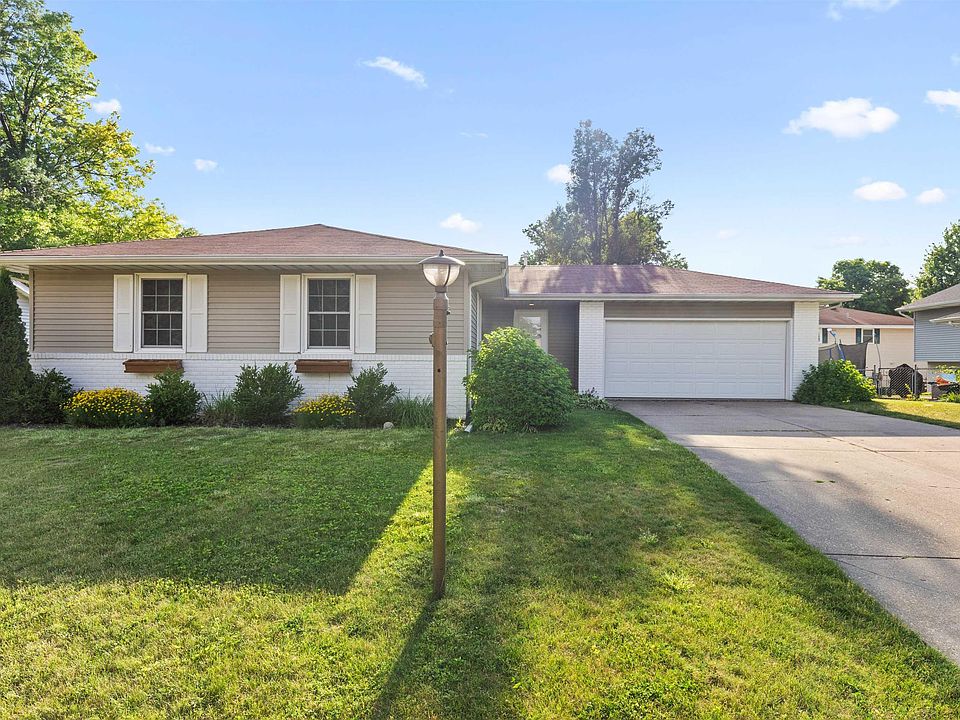 7015 N Rockvale Dr, Peoria, IL 61614 Zillow