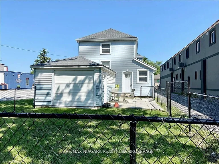 142 Main St W #REAR — Photo 5