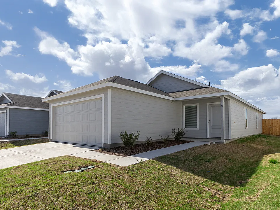 313 Thresher Ln