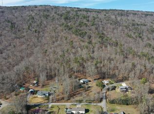 10733 McAfee Rd, Soddy Daisy, TN 37379
