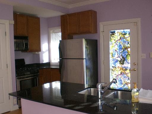 3rd image of 1017 W Ainslie St APT 3