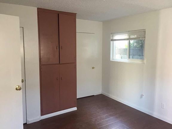 4th image of 8830 Mission Dr
