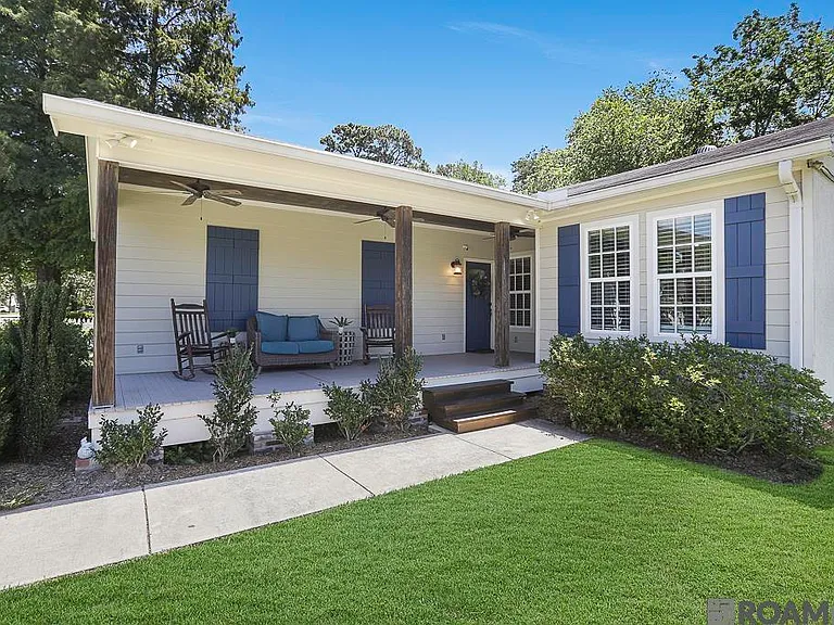 1408 Stephens Ave — Photo 3