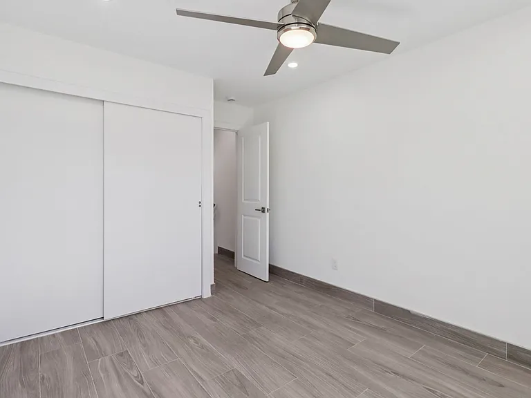 738 S Orange Ave — Photo 16