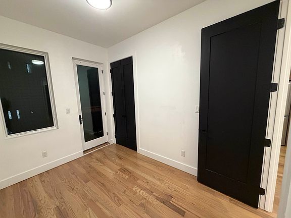 4th image of 370 E 23rd St #1J