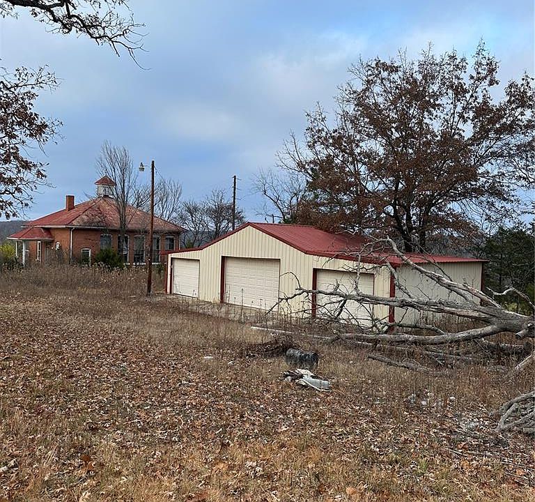 2nd image of 1743 Highway 50