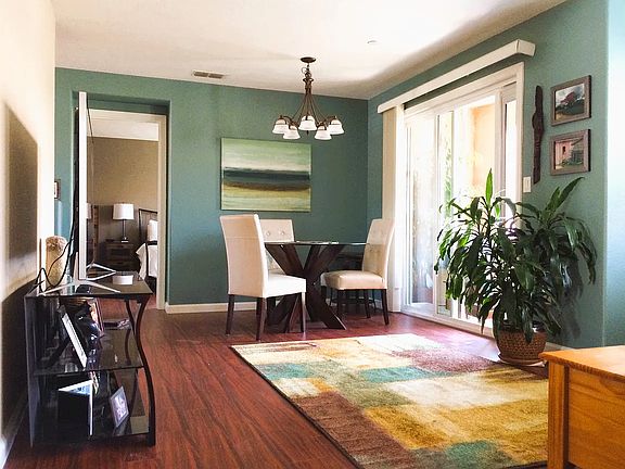 4th image of 2002 Esplanade Cir
