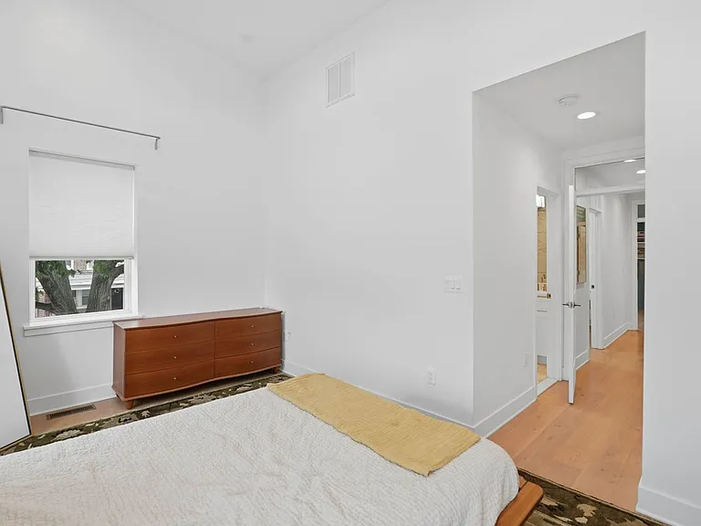 5521 3rd St NW #2 — Photo 24