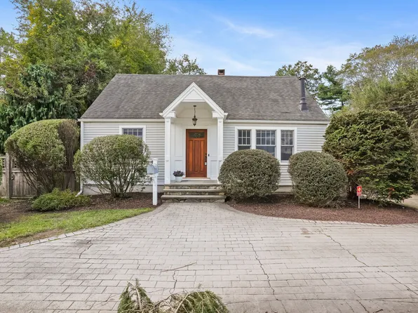 271 Jeniford Road, Fairfield, CT 06824