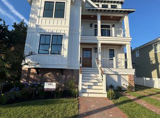 281 7th St, Avalon, NJ 08202