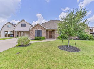 2910 Apache St, League City, TX 77573
