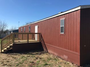 101 Bossier St, Poth, TX 78147