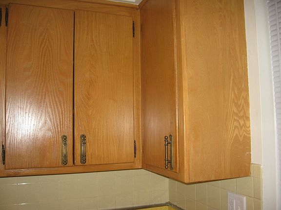5th image of 331 Carey Ct