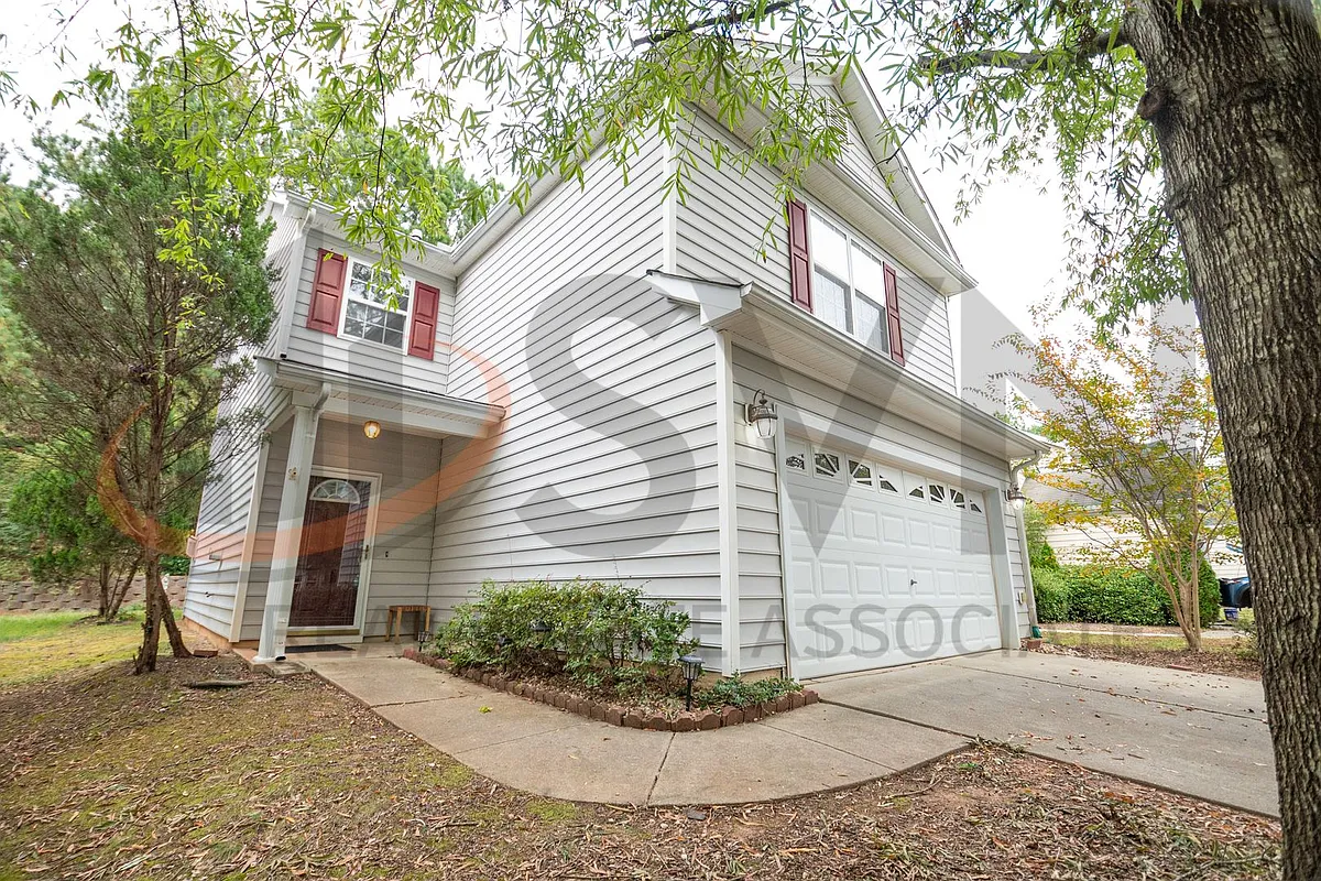 Building Photo - 1007 Red Hat Ln