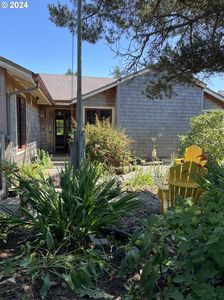 251 S Cottage Ave, Gearhart, OR, 97138
