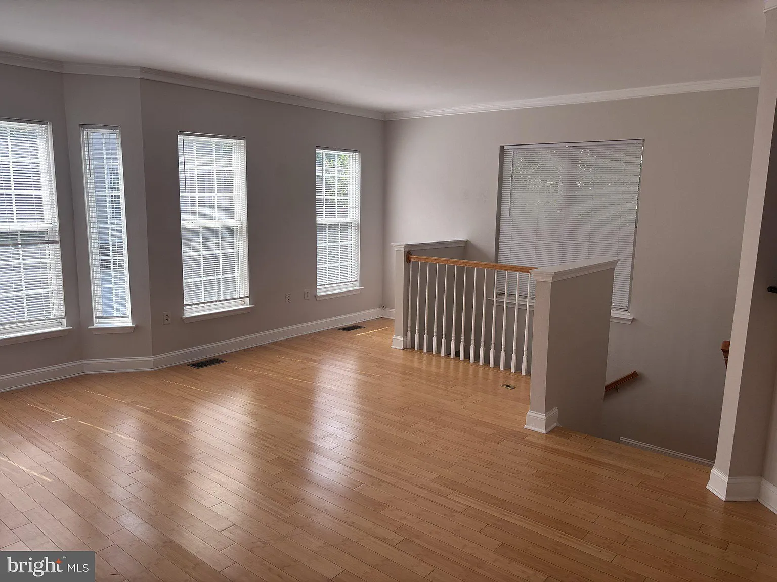 2 bed, 2.0 bath, 1346 sqft, $3,300 — Photo 4