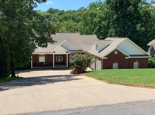 606 Ridgecliff Dr, Florence, AL 35634