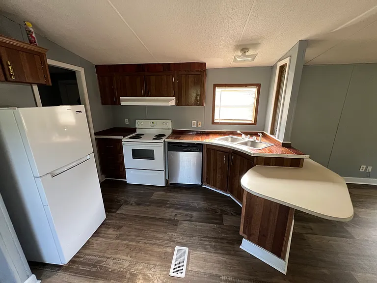 620 Johnson Rd — Photo 2