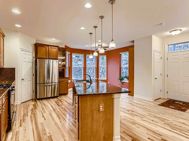 736 Martin Dr #1 — Photo 9