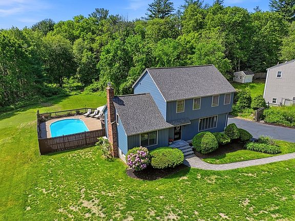 2nd image of 208 Chapman Rd