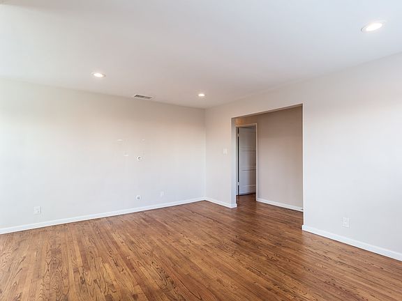 4th image of 4243 Berryman Ave