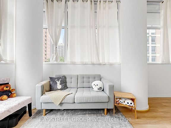 3rd image of 75 Saint Nicholas St #311