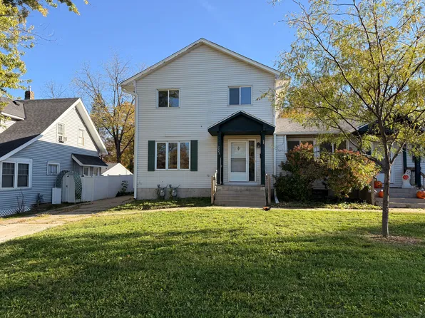 2448 7th Ave E, Saint Paul, MN 55109