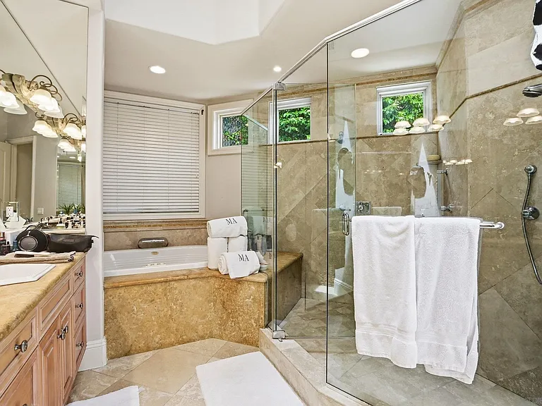 1011 Avenida Amantea — Photo 48
