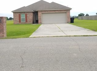9017 Red Rose Ln, Abbeville, LA 70510
