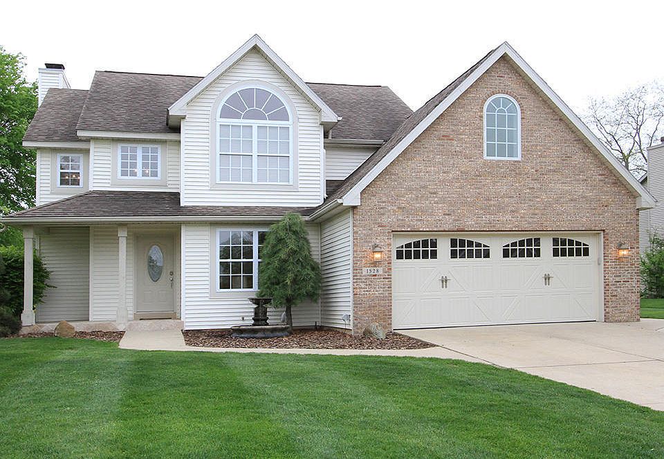 1528 Auburn Woods Trl, Portage, MI 49002 Zillow