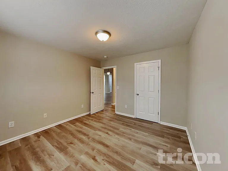110 Kingscreek Dr — Photo 15