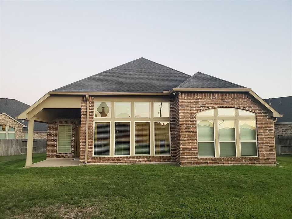 1st image of 28814 Pine Grove Ct