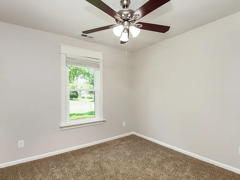 12907 Silbury Ln — Photo 13