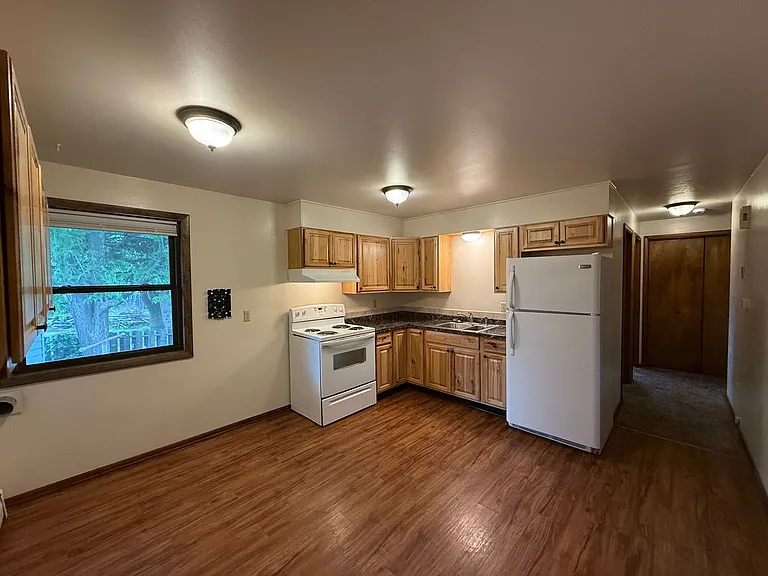 2725 Pacific Blvd — Photo 6