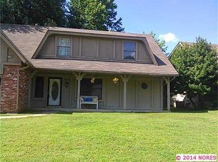 2304 W Pittsburg St, Broken Arrow, OK 74012