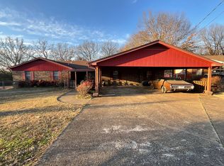 3409 E Chism St, Paris, AR 72855