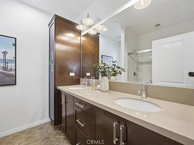 12921 Union Ave #107 — Photo 11