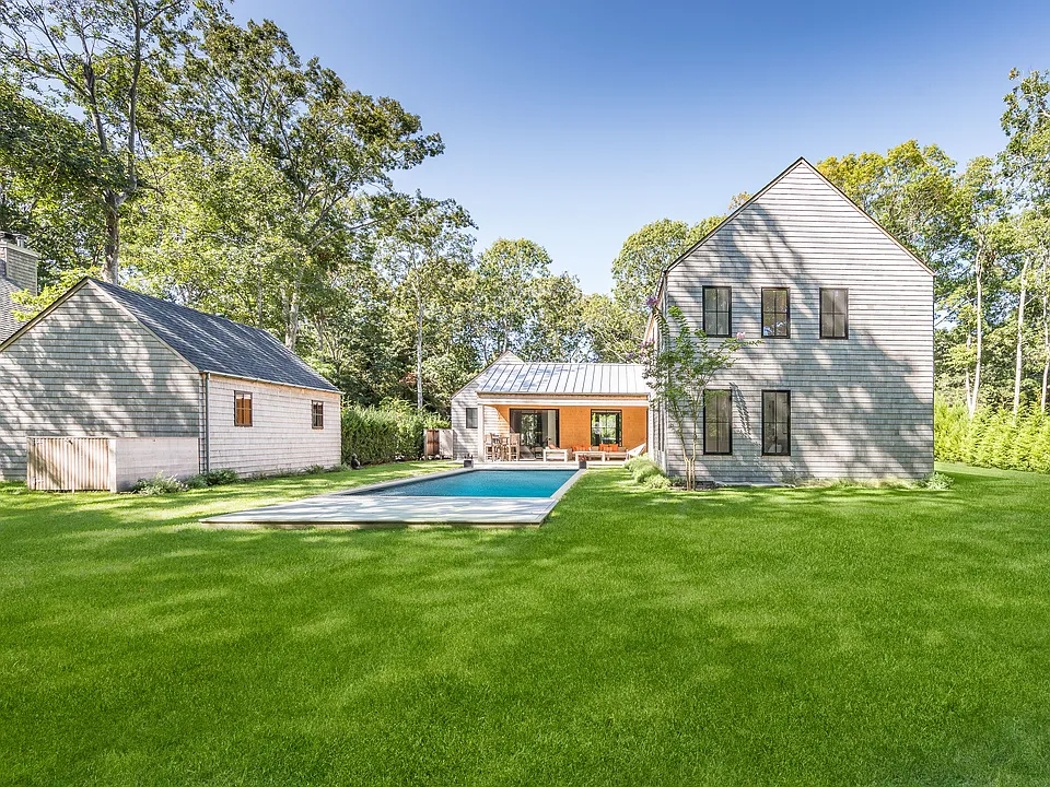 107 Rutland Rd