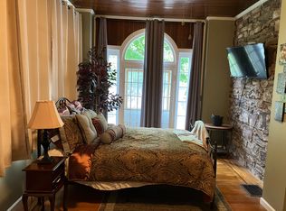 1058 Little Rd APT A, Newtown, PA 18940