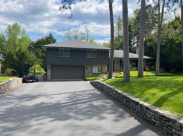 63 Cait Ct, Hamilton, ON L9G 1M3